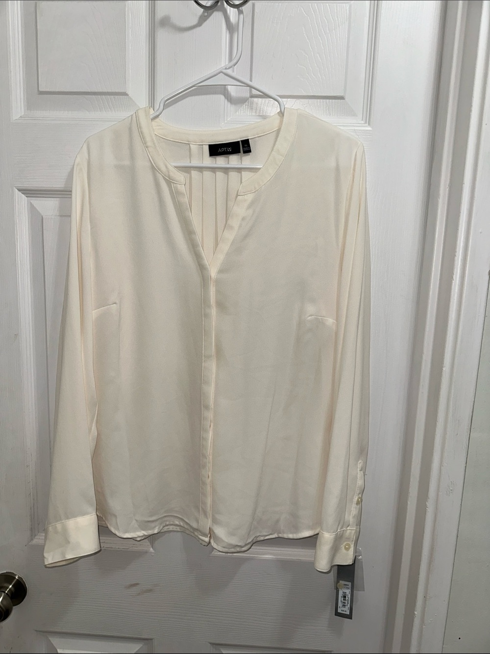 Apt. 9 Cream Long-Sleeve V-Neck Dress Shirt